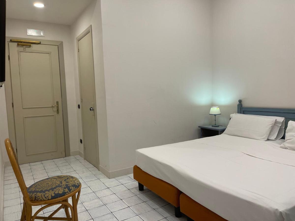 Jazz Hotel Naples Extérieur photo