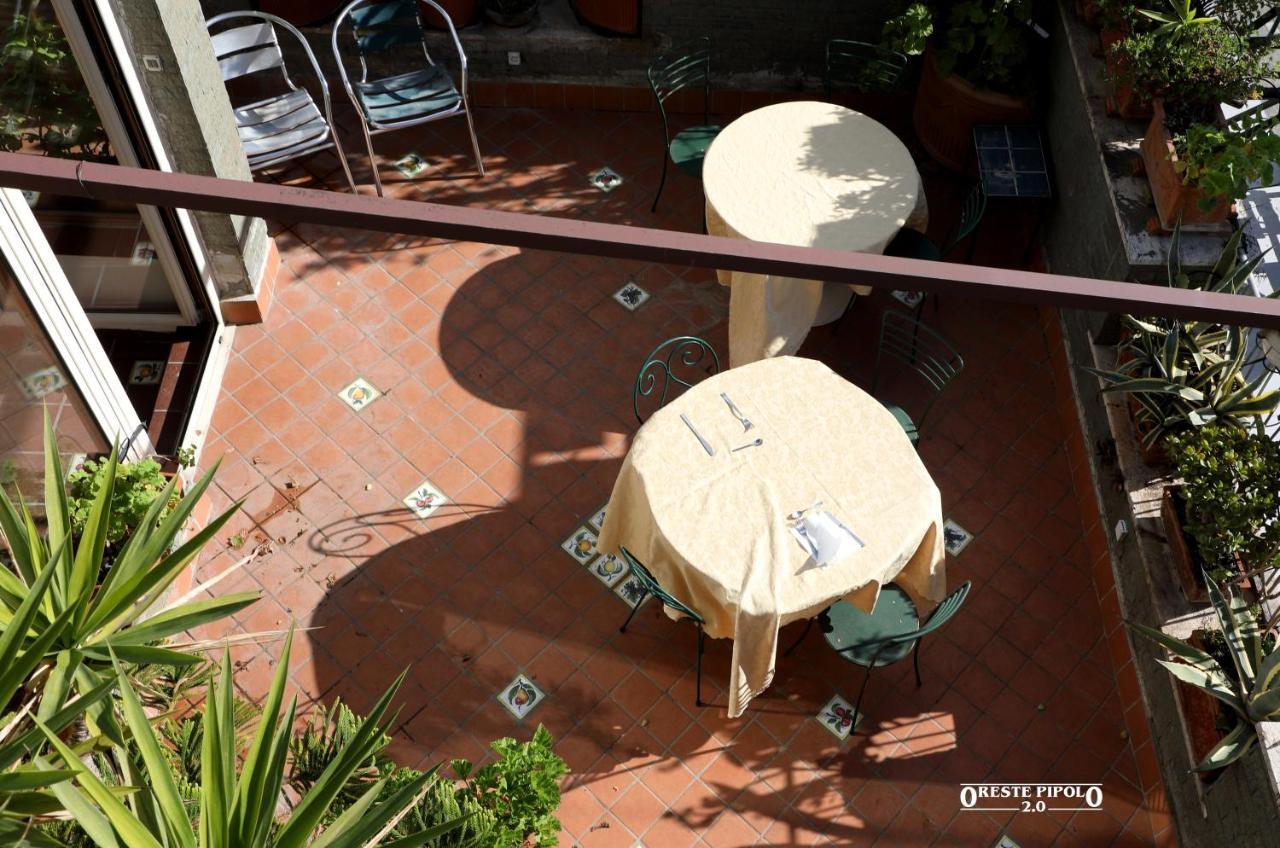 Jazz Hotel Naples Extérieur photo